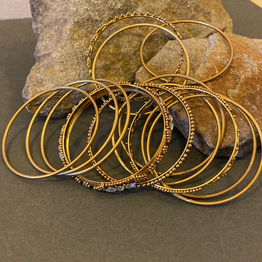 Beautiful women’s bracelets
